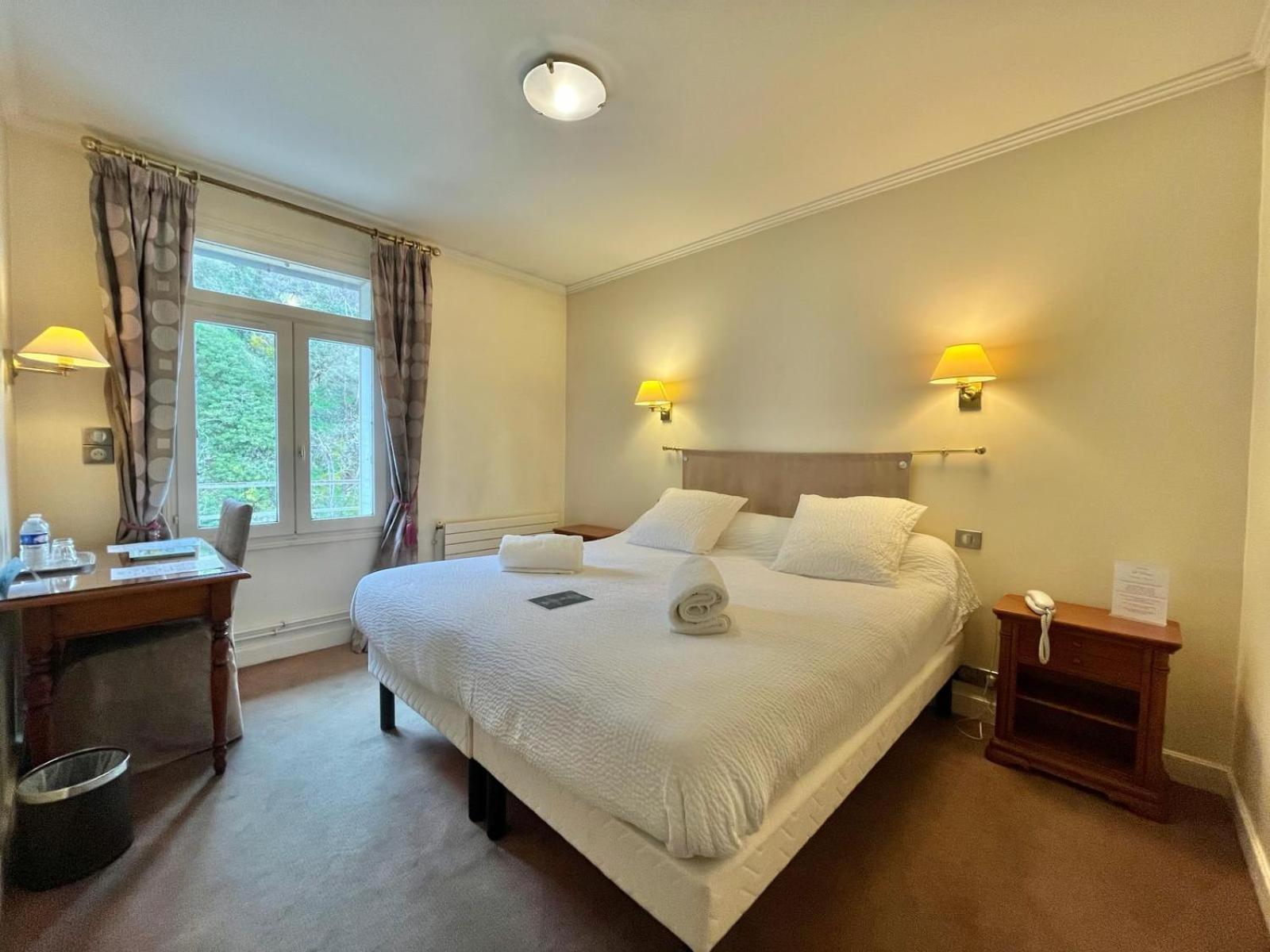 Logis Hotel Le Rivage Gien Eksteriør bilde