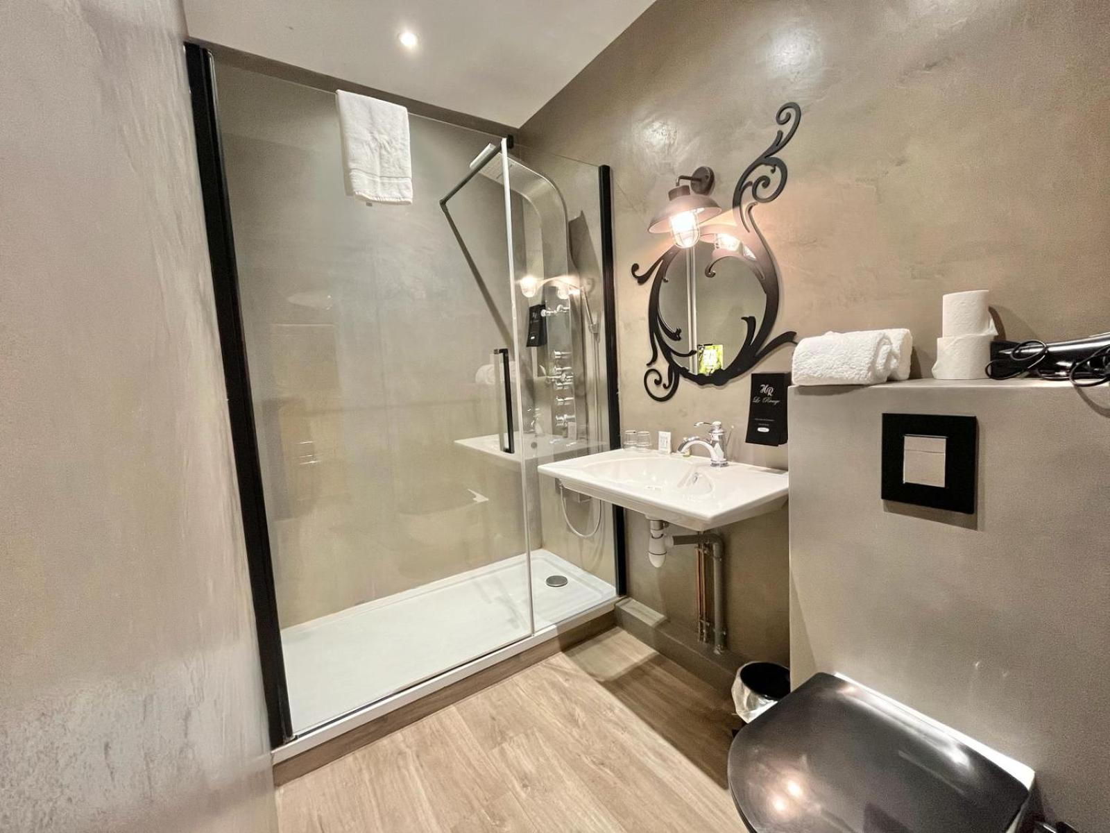 Logis Hotel Le Rivage Gien Eksteriør bilde