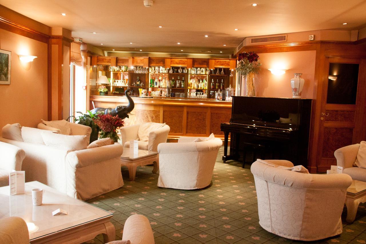 Logis Hotel Le Rivage Gien Eksteriør bilde