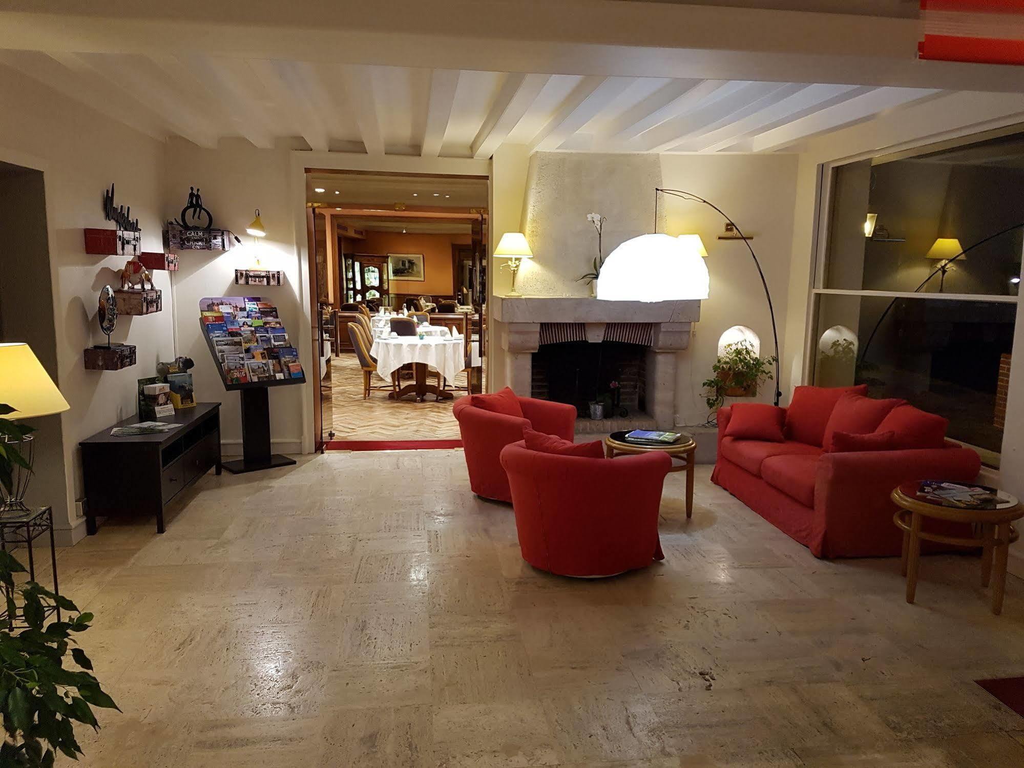 Logis Hotel Le Rivage Gien Eksteriør bilde
